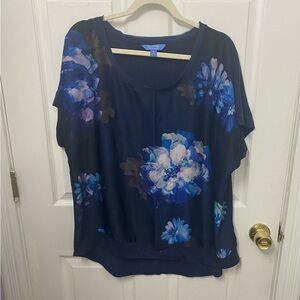 Vera Wang Navy Blue flower short sleeve top